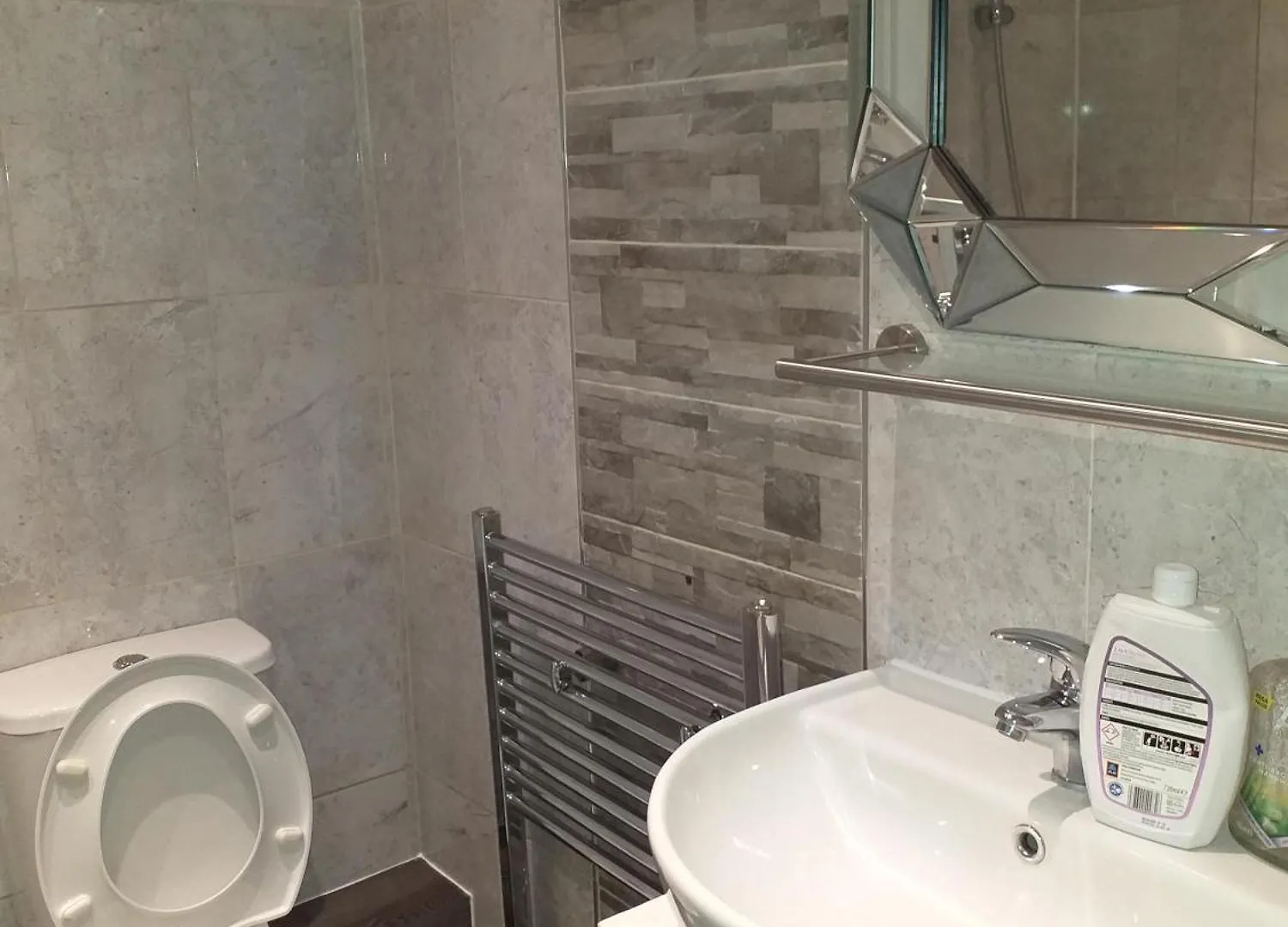 Apartament Charming 1-Bed Studio In Leeds